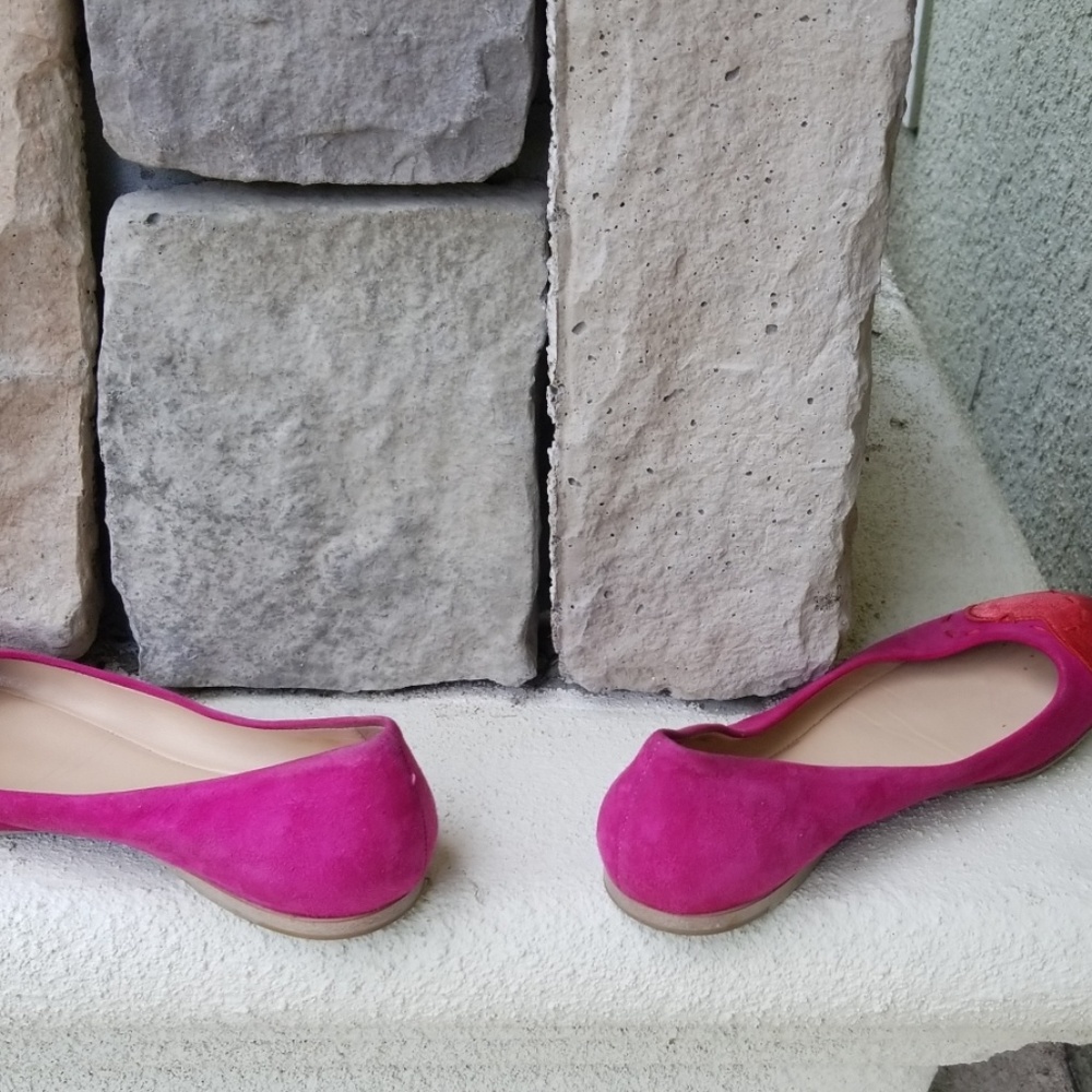 Shoes - Picture 4 of 5